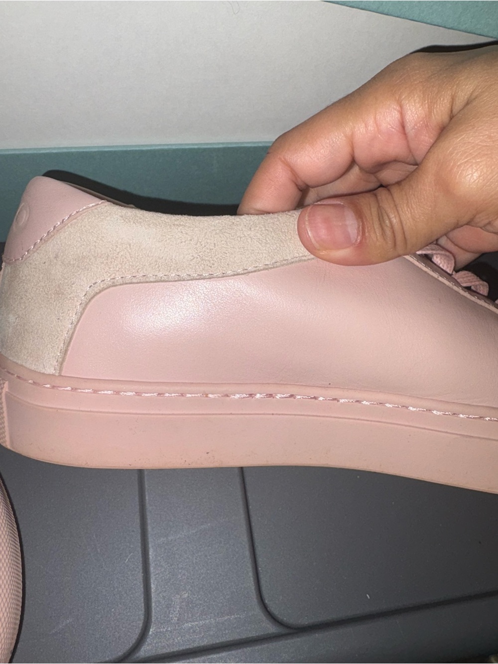 KOIO Women's Blush Pink Leather Low-Top Sneakers - Picture 4 of 9